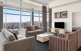 Oaks Brisbane Casino Tower Suites